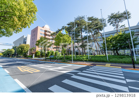 茨城県つくば市　快晴のつくば国際会議場（エポカルつくば） 129813918