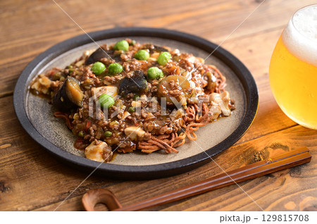 麻婆茄子豆腐かた焼きそば 麻婆茄子豆腐かた焼きそば 129815708