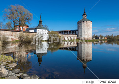 Kirillo-Belozersky Monastery reflected in the lake, Kirillov, Vologda region, Russia 129816288