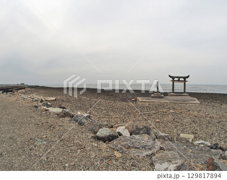 福岡県豊前市三毛門の海岸にある春日神社御旅所 129817894