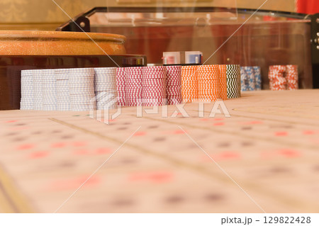 alluring chips 129822428