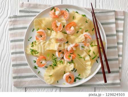 dim sum, chinese dumplings with shrimp filling dim sum, chinese dumplings with shrimp filling 129824503