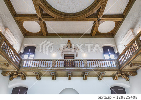 Queens House, Greenwich London. Grand Hall Interior with Balcony and Ornate Ceiling Queens House, Greenwich London. Grand Hall Interior with Balcony and Ornate Ceiling 129825408