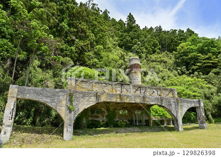 佐渡金山の鋳造工場跡 129826398