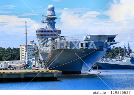 揚陸艦としての機能も有する… イタリア海軍の軽空母『カブール』 揚陸艦としての機能も有する… イタリア海軍の軽空母『カブール』 129826627