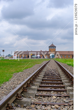 The gates of Auschwitz-Birkenau 129829079