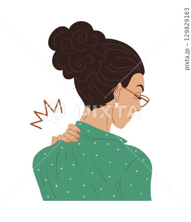 Woman with neck pain from office work 129829163