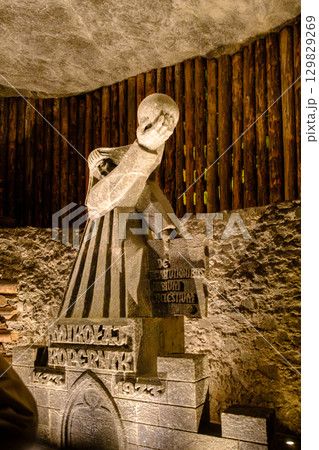 Nicolaus Copernicus statue in Wieliczka Salt Mine 129829269
