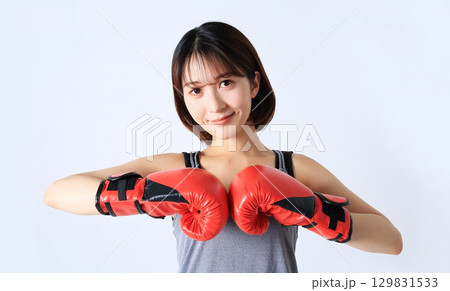 女性ボクサーのイメージ 129831533