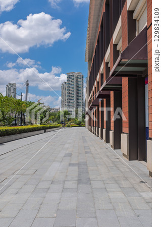 通り ストリート 街路 129834109