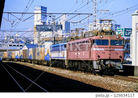 JR貨物 EF81形電気機関車(400番台・450番台重連) JR貨物 EF81形電気機関車(400番台・450番台重連) 129834117