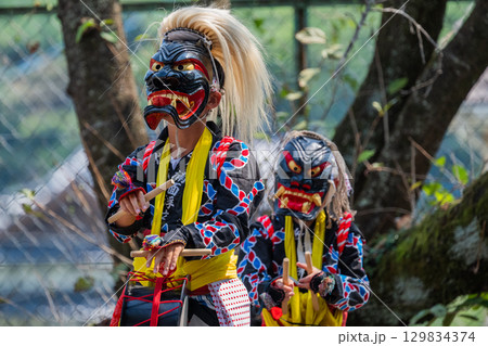 肥前佐賀の秋祭り-母ヶ浦面浮立 肥前佐賀の秋祭り-母ヶ浦面浮立 129834374