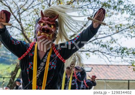 肥前佐賀の秋祭り-母ヶ浦面浮立 肥前佐賀の秋祭り-母ヶ浦面浮立 129834402