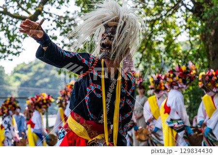 肥前佐賀の秋祭り－母ヶ浦面浮立 129834430