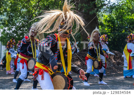 肥前佐賀の秋祭り-母ヶ浦面浮立 肥前佐賀の秋祭り-母ヶ浦面浮立 129834584
