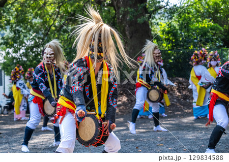 肥前佐賀の秋祭り－母ヶ浦面浮立 129834588