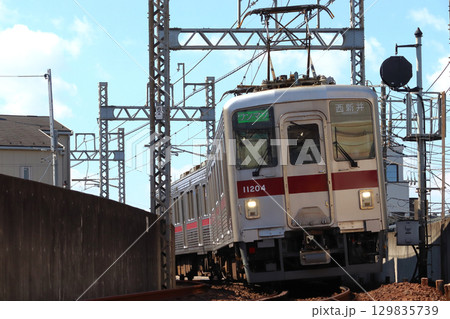 ［TS］東武大師線10000系電車（ワンマン運転：西新井⇔大師前） 129835739