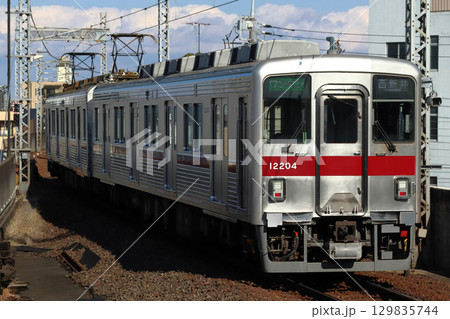 ［TS］東武大師線10000系電車（ワンマン運転：西新井⇔大師前） 129835744