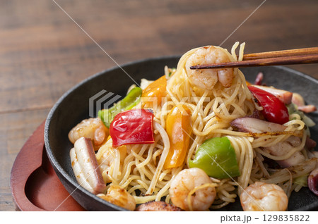 シーフード焼きそば 129835822
