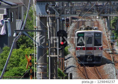 ［TS］東武亀戸線10050系電車（ワンマン運転：曳舟⇔亀戸） 129840237