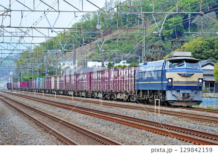 東海道本線　二宮－大磯　JR貨物　EF66-27（吹田） 129842159