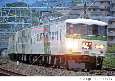 東海道本線 真鶴 JR東日本 185系 C2編成(大宮) 踊り子 東海道本線 真鶴 JR東日本 185系 C2編成(大宮) 踊り子 129845515