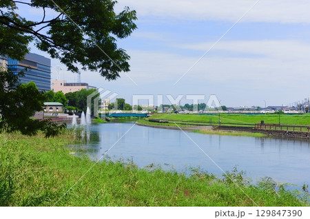 埼玉県越谷市越谷市役所周辺2025年8月 129847390