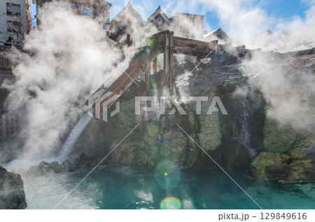草津温泉の象徴-湯畑の風景 草津温泉の象徴-湯畑の風景 129849616