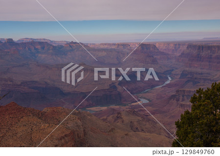 絶景グランドキャニオン－壮大な夕景 129849760