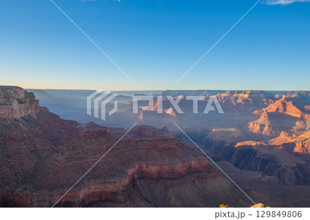 絶景グランドキャニオン-壮大な夕景 絶景グランドキャニオン-壮大な夕景 129849806