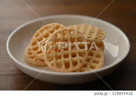 あみじゃが　うましお味 129855418