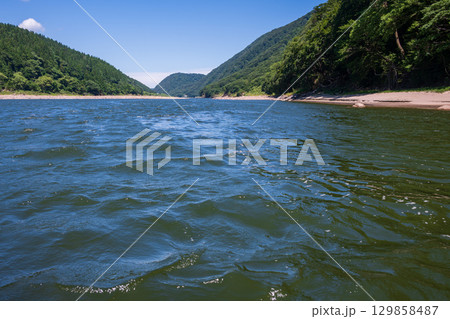 最上峡舟下りからの風景 129858487