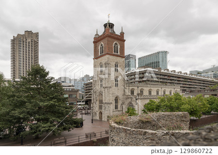 St Giles Without Cripplegate is indeed situated within the Barbican Estate, near an exposed section of the old Roman wall, a prominent modern development in the City of London. St Giles Without Cripplegate is indeed situated within the Barbican Estate, near an exposed section of the old Roman wall, a prominent modern development in the City of London. 129860722