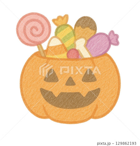 【ハロウィン】お菓子の入ったおばけかぼちゃのバスケット 129862193