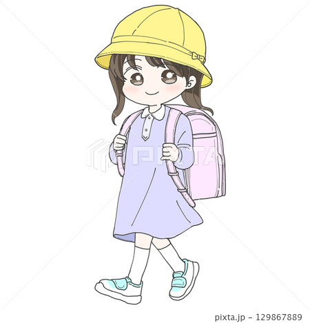 ランドセルを背負った女の子 微笑み 129867889