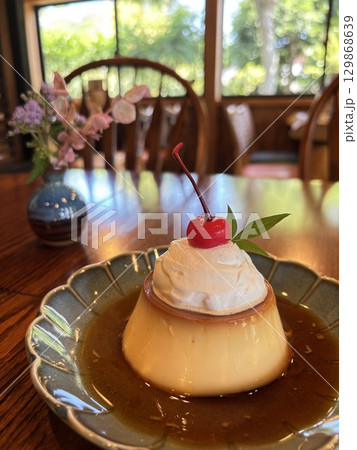 レトロなプリン レトロなプリン 129868639