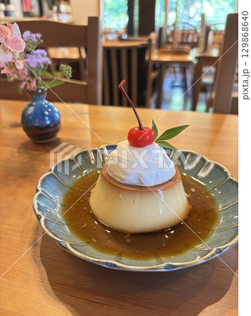 レトロなプリン レトロなプリン 129868640