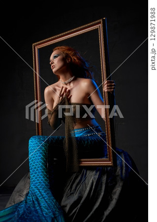 Alluring painted leaving the picture through vintage frame Alluring painted leaving the picture through vintage frame 129871988
