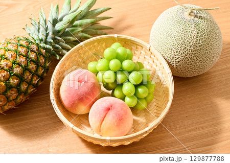 夏のフルーツ 129877788