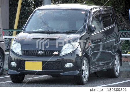 駐車場に停めた車(ダイハツ・MAX RS) 駐車場に停めた車(ダイハツ・MAX RS) 129880891