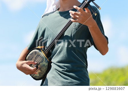 沖縄三線 129881607