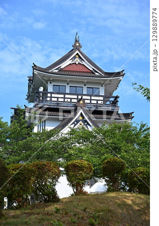 夏の朝の横手城　秋田 129889774