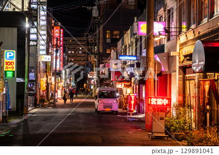 《長崎県》佐世保の飲み屋街・夜の歓楽街 129891041
