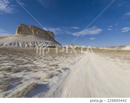 ボスジラの景観～カザフスタン・マンギスタウ州 / Bozzhira, Kazakhstan 129893442