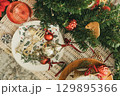 アンティークのクリスマス 129895366