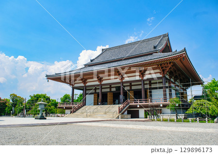 東京都　西新井大師　總持寺（そうじじ）　大本堂 129896173