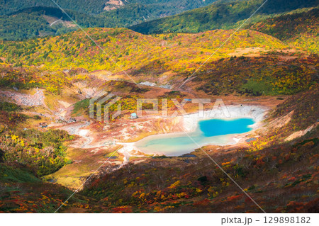 秋の栗駒山登山(昭和湖) 秋の栗駒山登山(昭和湖) 129898182