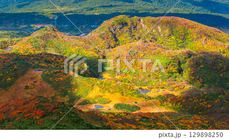 秋の栗駒山登山（栗駒山～秣岳 ： 剣岳） 129898250