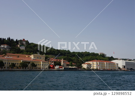 トルコ イスタンブール 新市街の建物 129898552