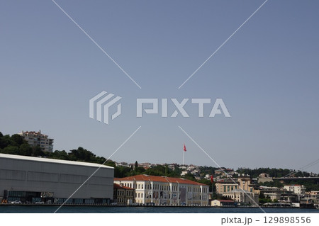 トルコ イスタンブール 新市街の街並み トルコ イスタンブール 新市街の街並み 129898556